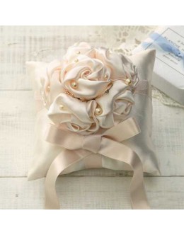 Clover 69-706 玫瑰花束戒指枕手縫材料包
